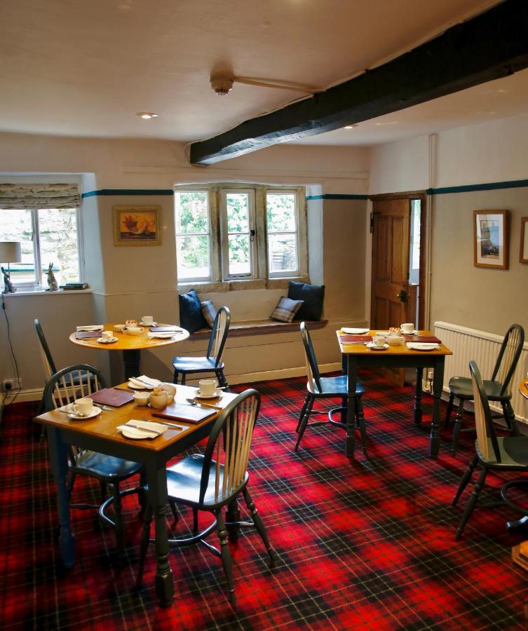 Ashfield House Hotell Grassington Eksteriør bilde The dining room at the Old Inn
