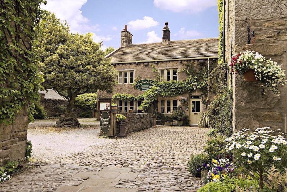 Ashfield House Hotell Grassington Eksteriør bilde The Old Gate Inn