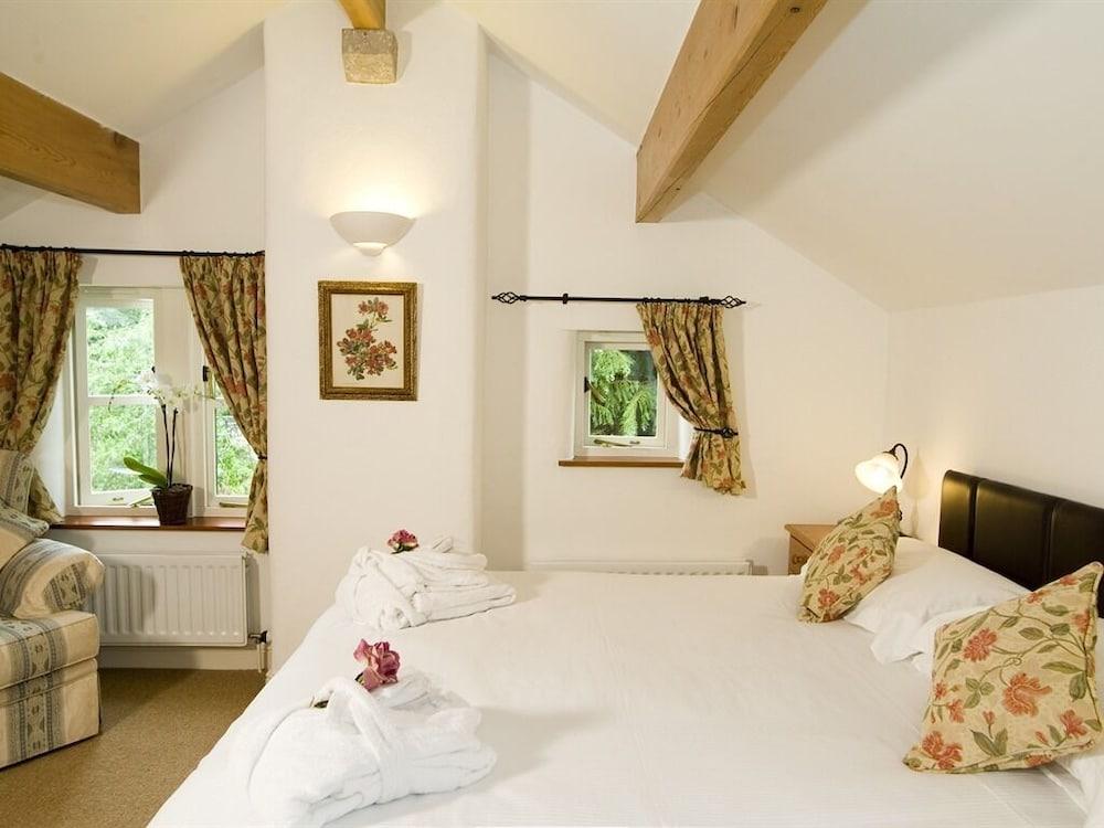 Ashfield House Hotell Grassington Eksteriør bilde The Old Mill, bedroom